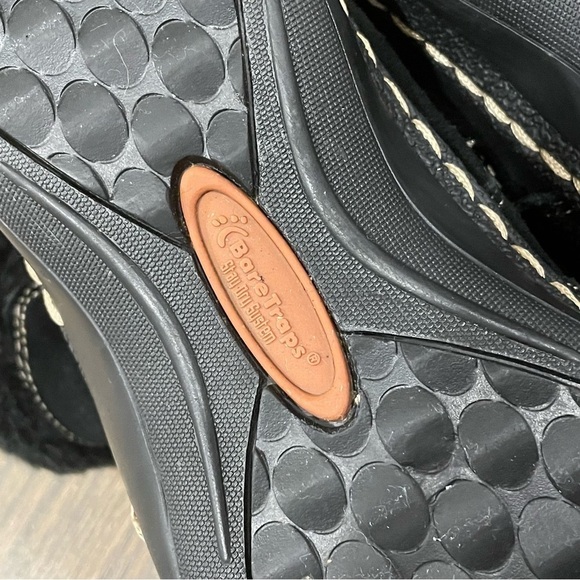 Bare Traps Ellea Black Leather Uppers Faux Fur Trim Stay Dry System woman’s 10 - Picture 9 of 11